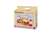 Nuket & tarvikkeet - Sylvanian Families Family Table Chairs - 4506