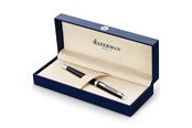 Kirjoitus- ja piirustustarvikkeet - Waterman Hémisphère Ballpoint Pen | Gloss Black with Chrome Trim | Medium Point | Blue Ink | Gift Box - S0920570