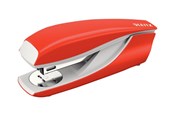 Lävistäjät & Nitojat - Leitz metallinitoja 30 arkkia Vaaleanpunainen - 55020020