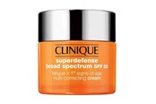 Kasvojen hoito - Clinique Suojaa monikorjaava voide SPF25 - 020714904166