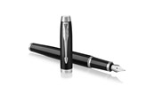 Kirjoitus- ja piirustustarvikkeet - Parker IM Fountain Pen | Black Lacquer with Chrome Trim | Fine Nib with Blue Ink Refill | Gift Box - 1931644