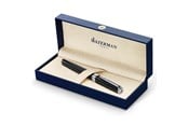 Kirjoitus- ja piirustustarvikkeet - Waterman Exception Fountain Pen | Slim Black with Silver Plated Clip | Fine Nib with Blue Ink Cartridge | Gift Box - S0637010