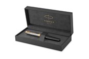 Kirjoitus- ja piirustustarvikkeet - Parker Sonnet Fountain Pen | Premium Metal and Black Gloss Finish with Gold Trim | Fine 18k Gold Nib with Black Ink Cartridge | Gift Box - 2119784