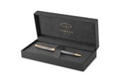 Kirjoitus- ja piirustustarvikkeet - Parker Sonnet Ballpoint Pen | Chiselled Silver with Gold Trim | Medium Point Black Ink | Gift Box - 1931492