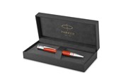 Kirjoitus- ja piirustustarvikkeet - Parker Duofold Ballpoint Pen | Classic Big Red Vintage | Medium Point Black Ink Refill | Premium Gift Box - 1931379