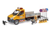 Leluautot - Bruder MB Sprinter municipal with Light & Sound Module and worker + access - BR2677
