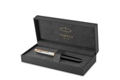 Kirjoitus- ja piirustustarvikkeet - Parker 51 Premium Fountain Pen | Premium Collection | Black with Gold Trim | Fine Nib | Blue/Black Ink | Gift box - 2169030