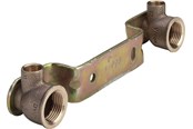 Liitostarvikkeet putkille - Viega Block 15mm x 1/2'' with bent back plate - 101091