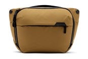Vapaa-aika & Matkailu - Peak Design Everyday Sling 6L v2 - Coyote - BEDS-6-CY-3