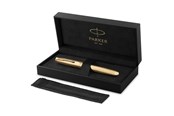 Kirjoitus- ja piirustustarvikkeet - Parker Sonnet Ciselé Special Edition Fountain Pen gold Finish Cap .Barrel and Trims Medium 18k Solid Gold Nib Black Ink and Convertor - 2209265