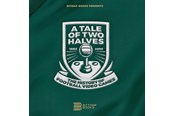 Pelit - lisävarusteet - Bitmap Books Tale of Two Halves: The History Of Football Video Games - Kirjat - 9781738401529