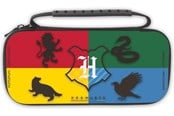 Pelit - lisävarusteet - Freaks And Geeks Harry Potter XL size bag for Nintendo Switch and Switch OLED - Multicolor - 4 Houses - Miscellaneous Lisävarusteet pelikonsoleille - Nintendo Switch - 299254