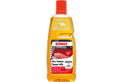 Autotarvikkeet - SONAX Gloss Shampoo 1 L - 314300514