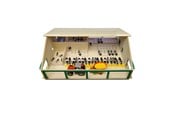 Puulelut - Kids Globe Cubicle House Wood With Milking Unit 1:32 - 610495