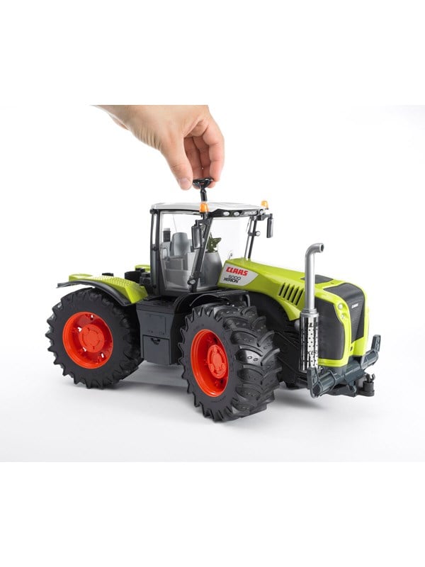Bruder Claas Xerion 5000 -traktori