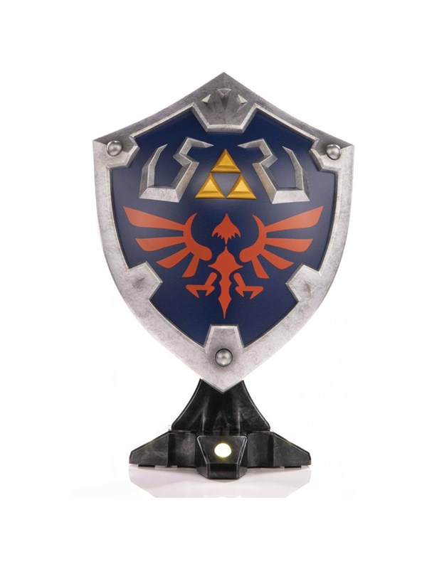 First 4 Figures - Legenda of Zelda Breath of the Wild PVC Maalattu Patsas: Hylian Shield (Keräilijän Painos) - Figuuri