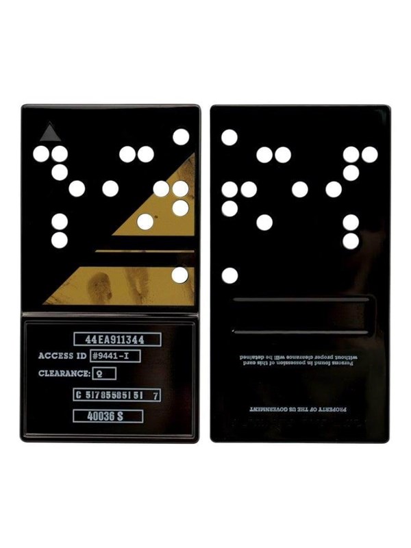 FaNaTtik - Fallout Limited Edition Nuclear Keycard Replica