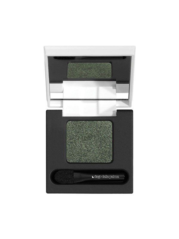 Diego Dalla Palma Satin Pearl Eyeshadow Palette.