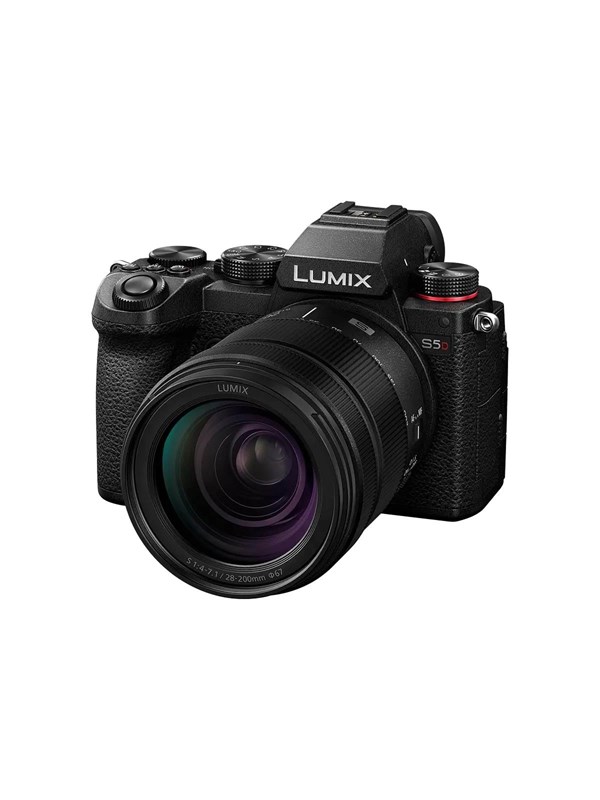 Panasonic Lumix S5D with S-R28200 F/4-7.1 KIT
