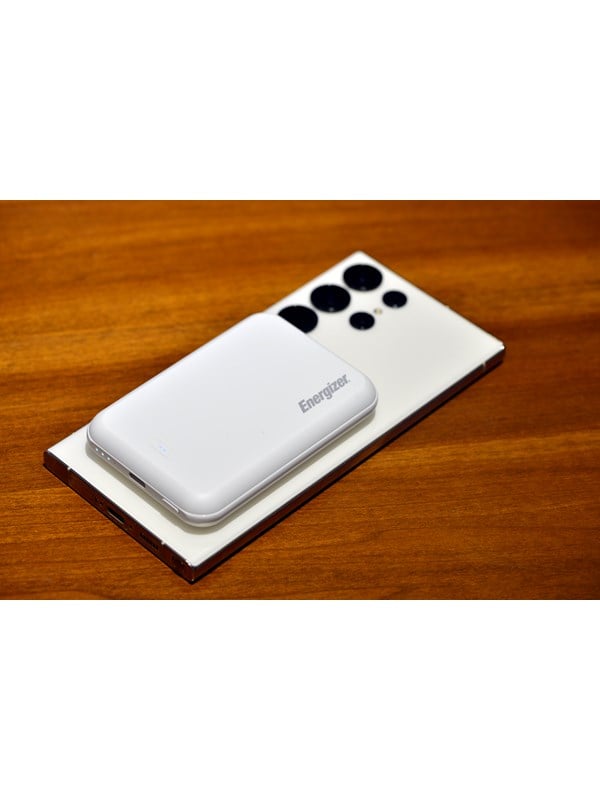Energizer Magneettinen Langaton Varavirtalähde - 15W - 5000 mAh