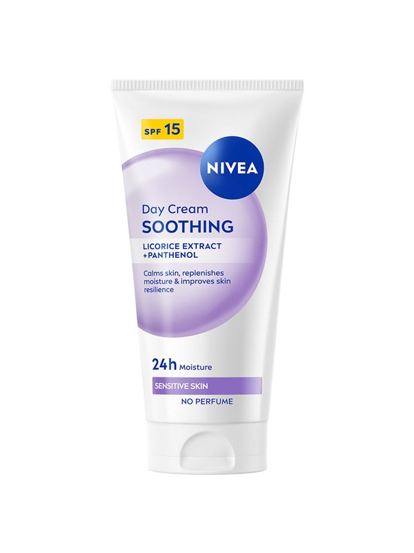 Nivea Essentials Sensitive Day SPF 15