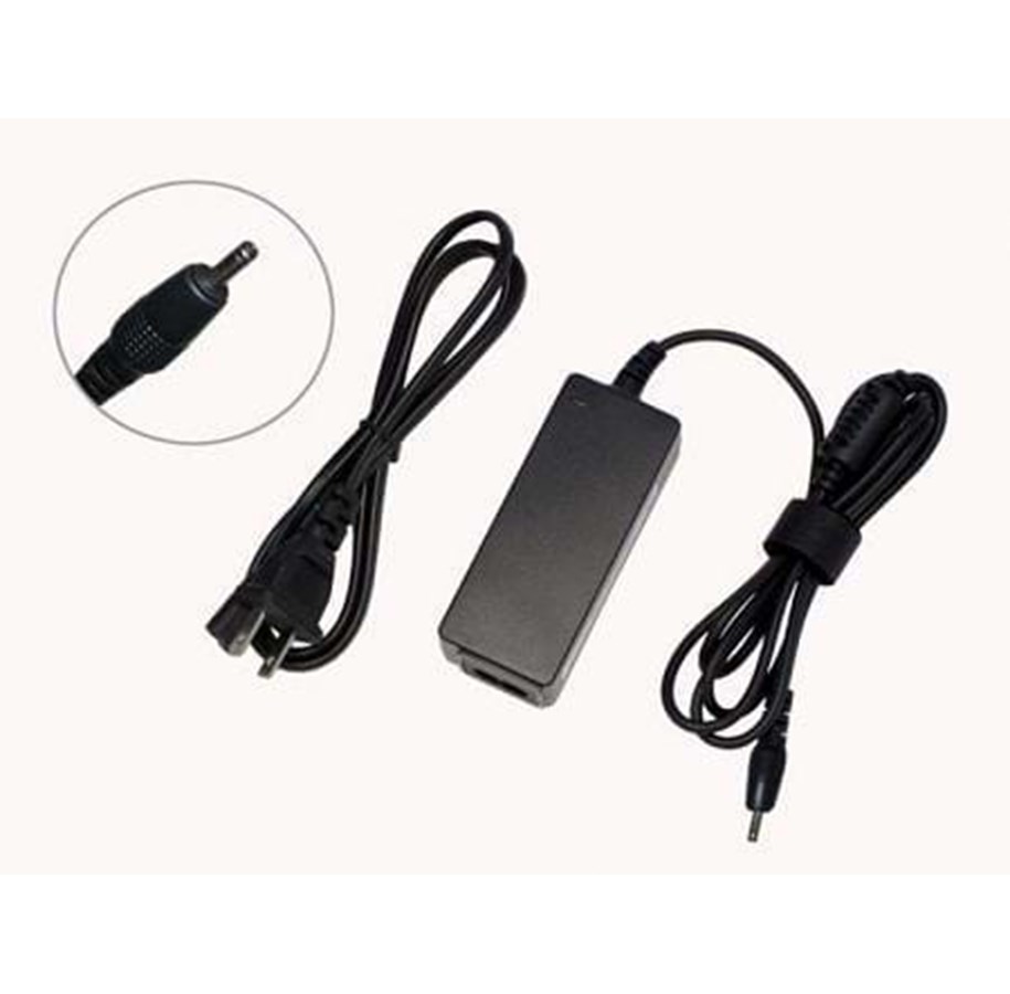 Kannettavan laturit - Samsung AC Adaptor - BA44-00279A