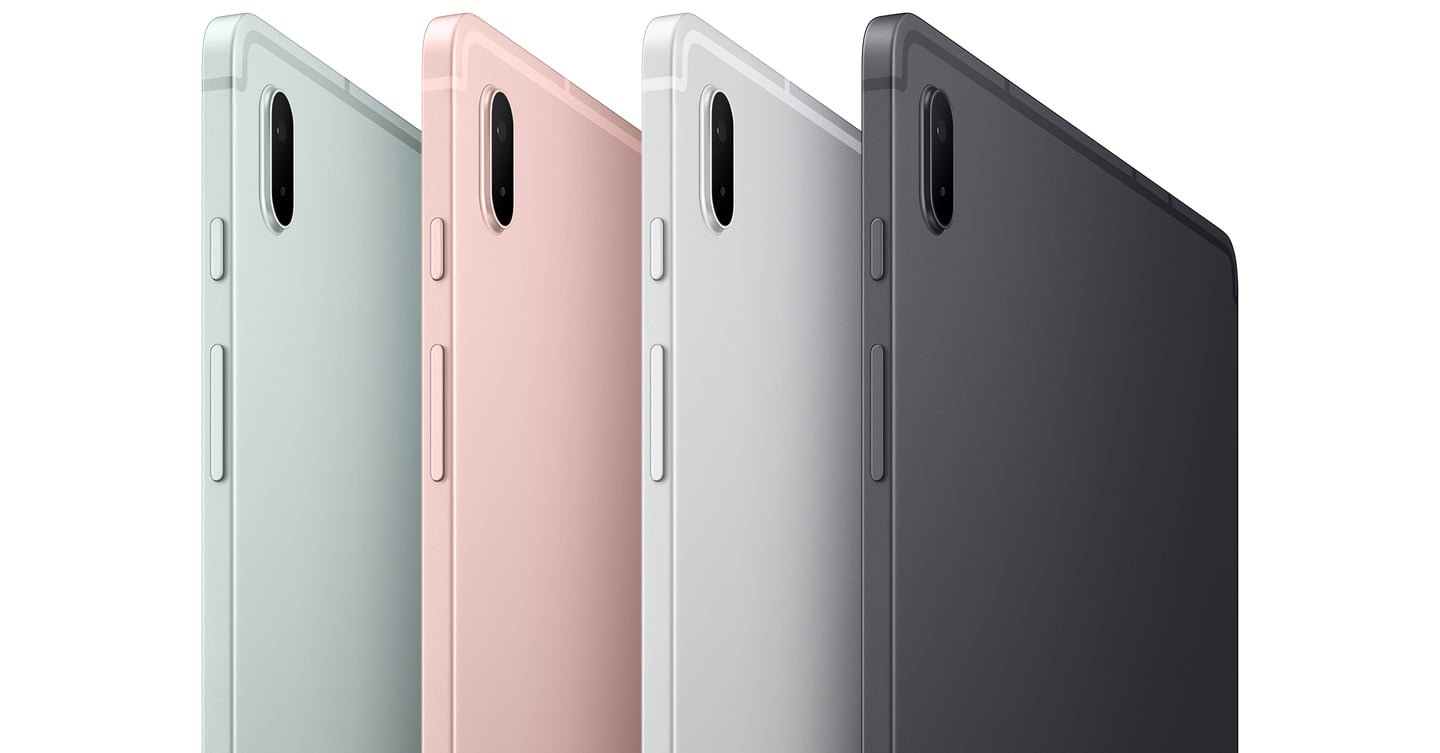 Neljä Galaxy Tab S7 FE 5G -tablettia, jotka kaikki näkyvät vinosti takaapäin esitellen värejä: Mystic Green, Mystic Pink, Mystic Silver ja Mystic Black.
