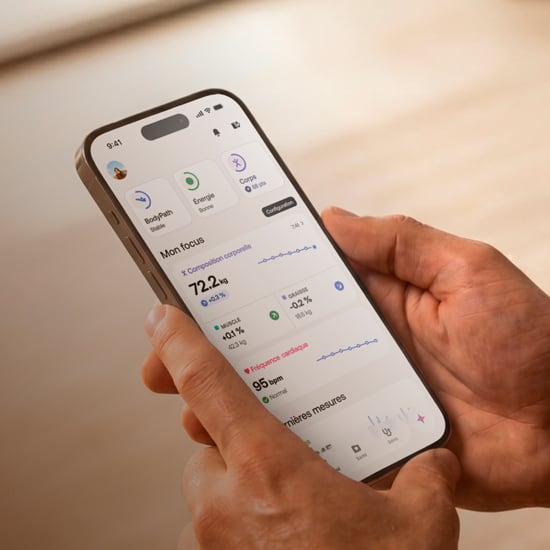 Withings Health Mate -sovellus älypuhelimessa – kehon paino, kehon koostumus ja syke näytettynä reaaliajassa