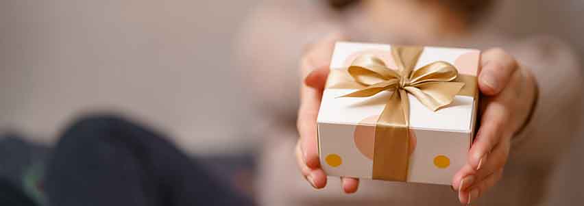 Valentine gifts for him